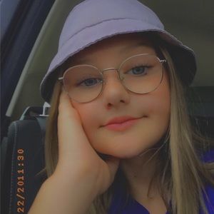 Meet your Posher, Léa